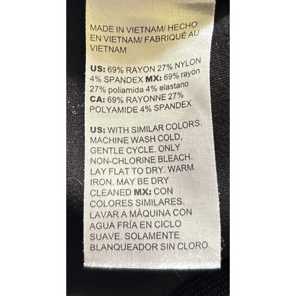 Chico’s Black Pull On Knit Pants Zipper Pockets Center Seam Size 2 (Large) - Picture 3 of 3